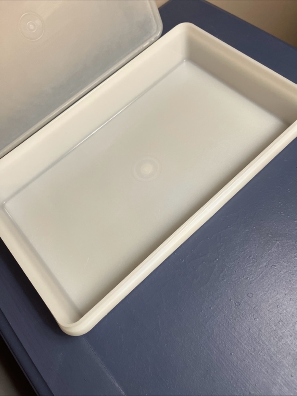 Tupperware White Rectangular Storage Lid - Picture 4 of 8